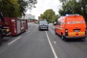 LKW blieb unter Bruecke haengen Koeln Ehrenfeld Innere Kanalstr Hornstr P023